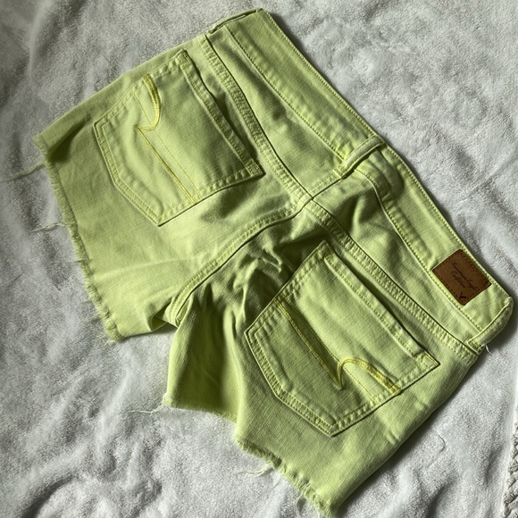 American Eagle Shorts - Picture 2 of 4